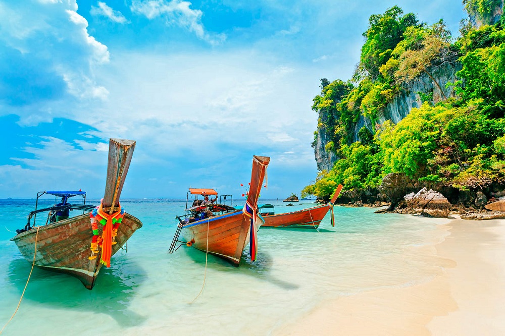  Phuket – Hòn ngọc của biển Andaman, nơi hội tụ giữa vẻ đẹp thiên nhiên và sự sôi động của cuộc sống hiện đại