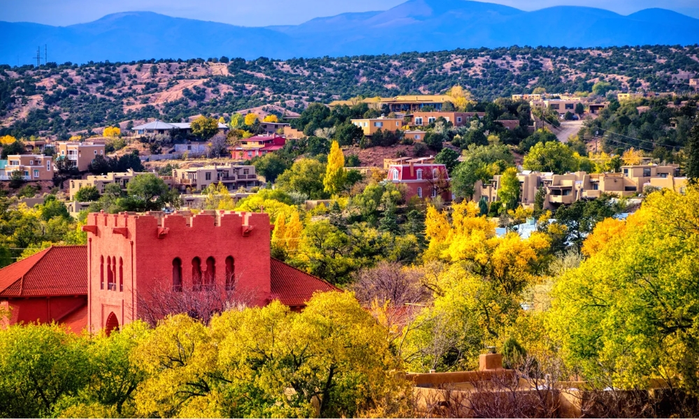 Dù yêu thích nghệ thuật hay hoạt động ngoài trời, bạn đều sẽ bị chinh phục bởi Santa Fe