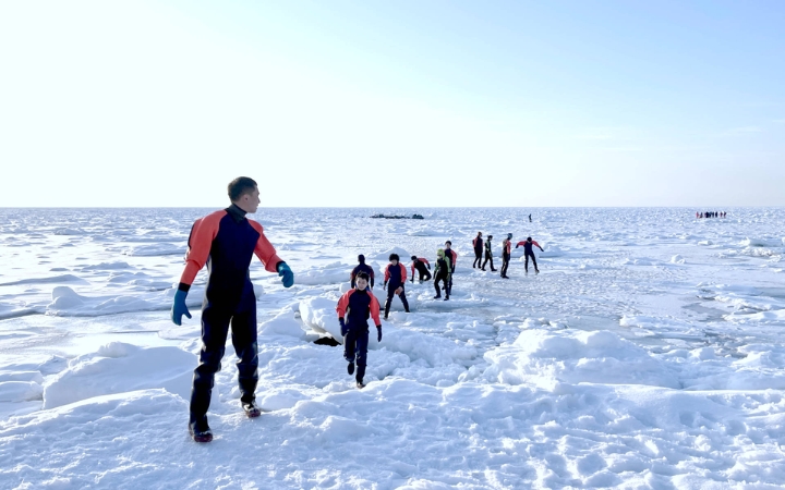 Bước chân trên những tảng băng trôi Ryuhyo, lắng nghe âm thanh thiên nhiên kỳ vĩ của mùa đông Hokkaido