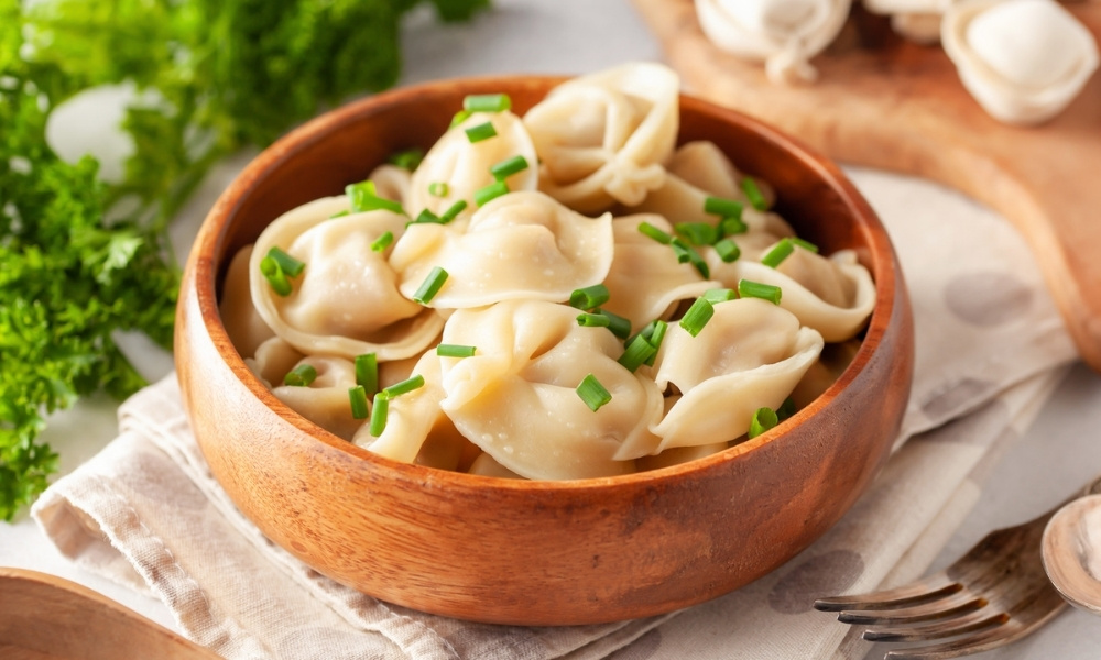 Há cảo Pelmeni có vỏ mỏng mềm, nhân thịt đậm đà