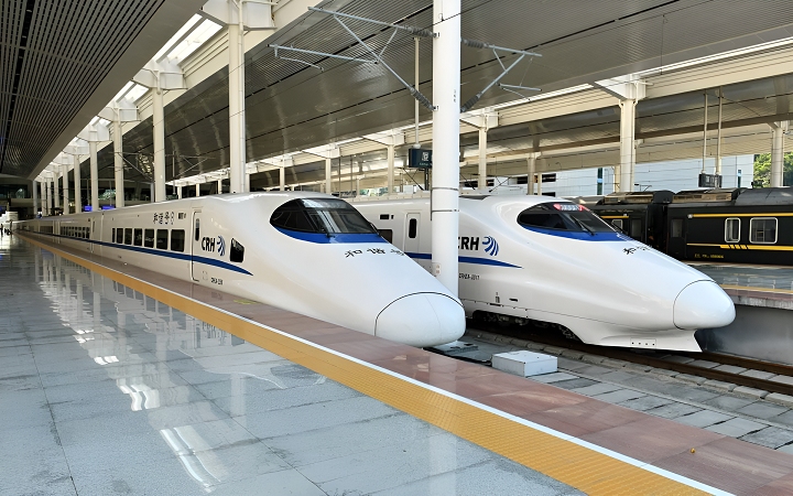 Tàu cao tốc Quảng Tây - phương tiện nhanh chóng, hiện đại