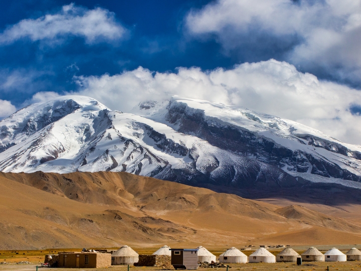 Đừng quên mang theo giấy tờ tùy thân nhé