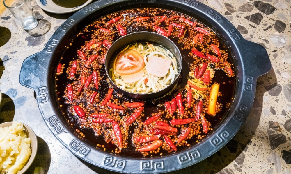 Lẩu cay Tứ Xuyên là món lẩu nổi tiếng thế giới
