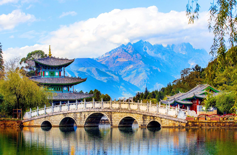 Lệ Giang thu hút du khách bởi không khí mát mẻ, dễ chịu vào tháng 7