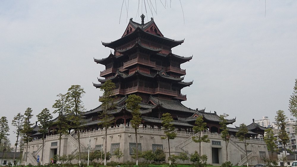 Khung cảnh yên bình tại Chùa Quy Nguyên – điểm đến linh thiêng và thanh tịnh giữa lòng Vũ Hán