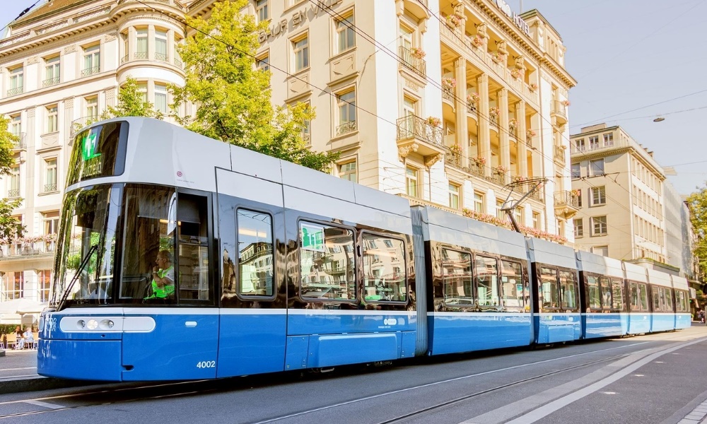 Du khách có thể dễ dàng di chuyển trong nội đô bằng tàu S-Bahn