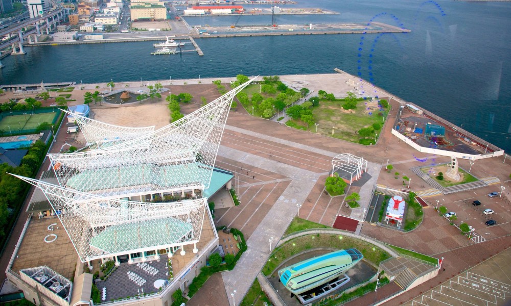Toàn cảnh công viên Meriken nhìn từ trên cao
