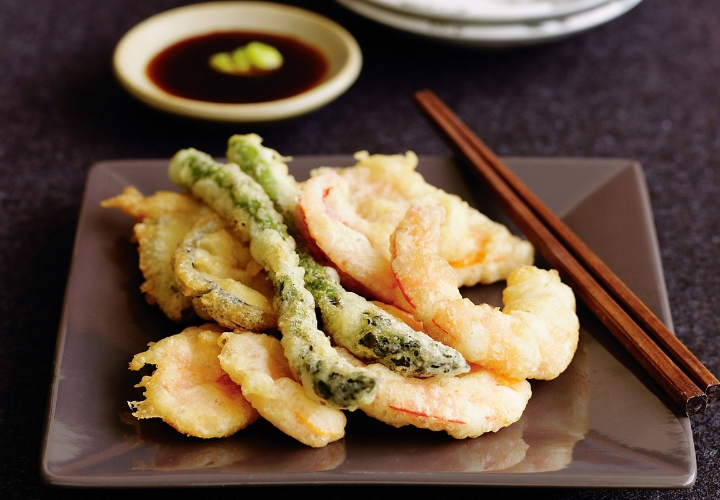 Nếu đến Nhật vào mùa thu, bạn đừng quên thưởng thức tempura lá phong nhé