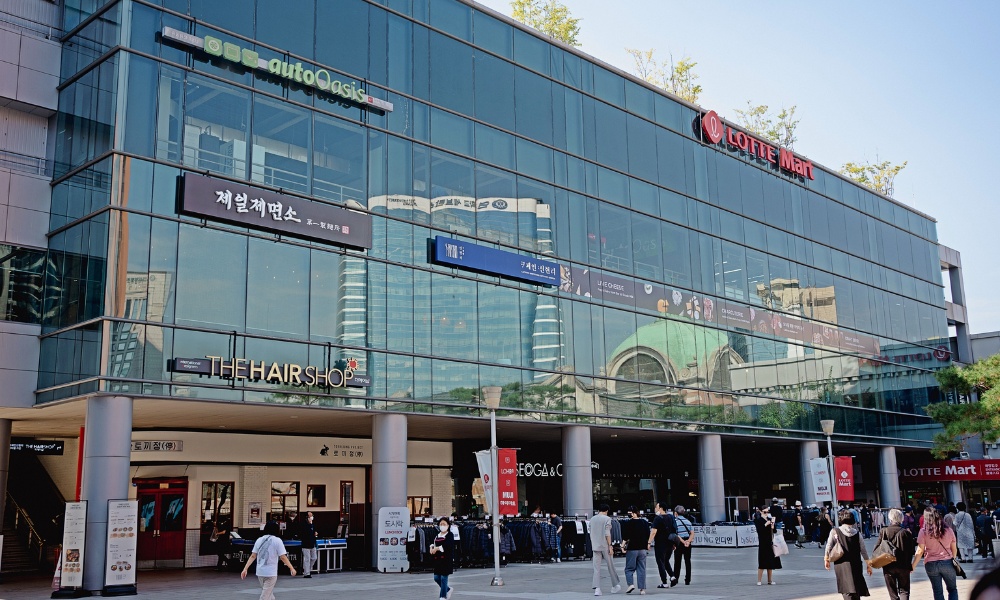 Lotte Mart là điểm đến mua sắm yêu thích của du khách quốc tế