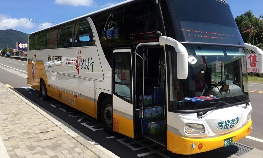 Di chuyển đến Nhật Nguyệt Đàm thuận tiện từ nhiều thành phố lớn nhờ hệ thống giao thông hiện đại