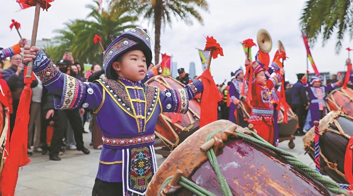 Lễ hội Sanyuesan thể hiện nét đẹp truyền thống của người Choang qua các hoạt động nghệ thuật và trò chơi dân gian