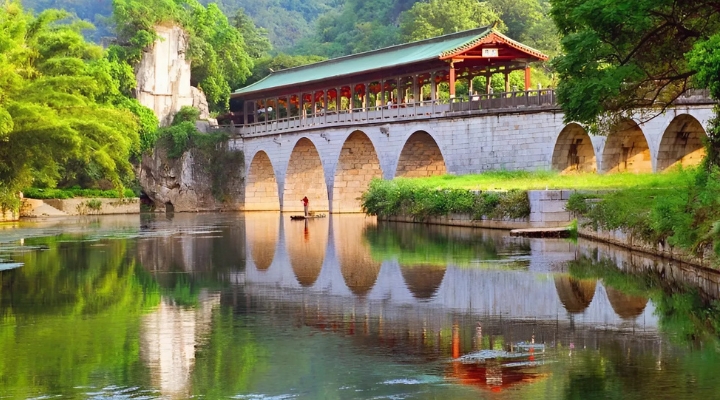 Công viên Thất Tinh là điểm đến xanh mát với cảnh quan núi đá độc đáo và vườn thú phong phú