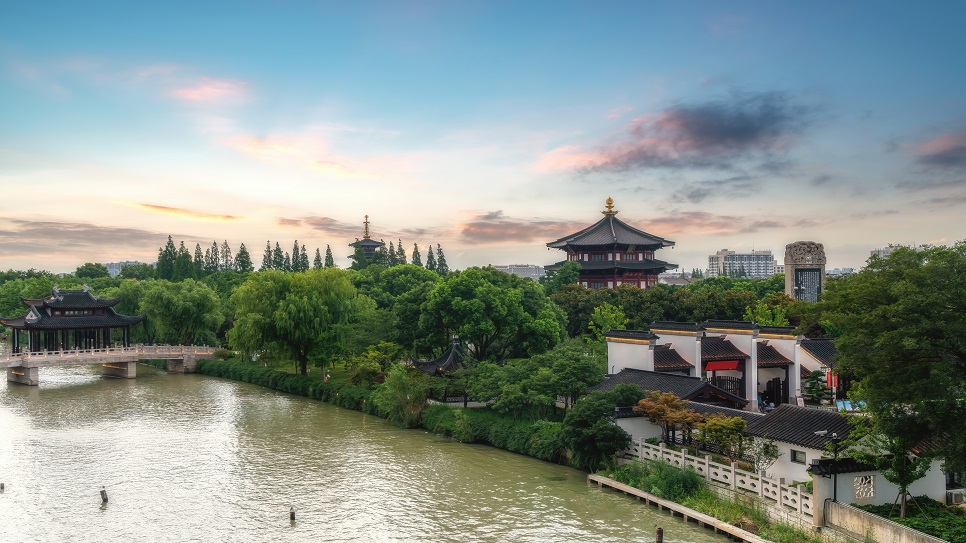 Khung cảnh xung quanh Hàn Sơn Tự
