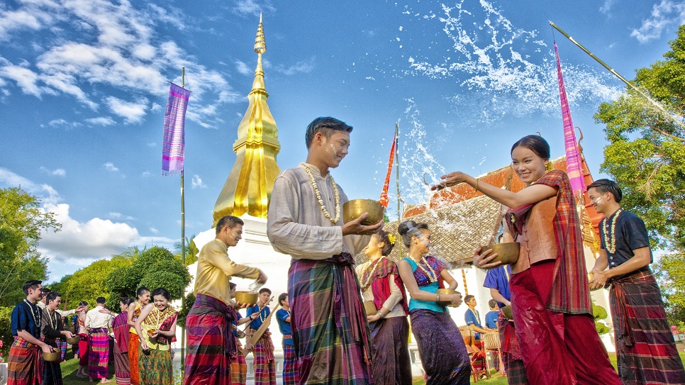 Lễ hội T&eacute; nước Songkran