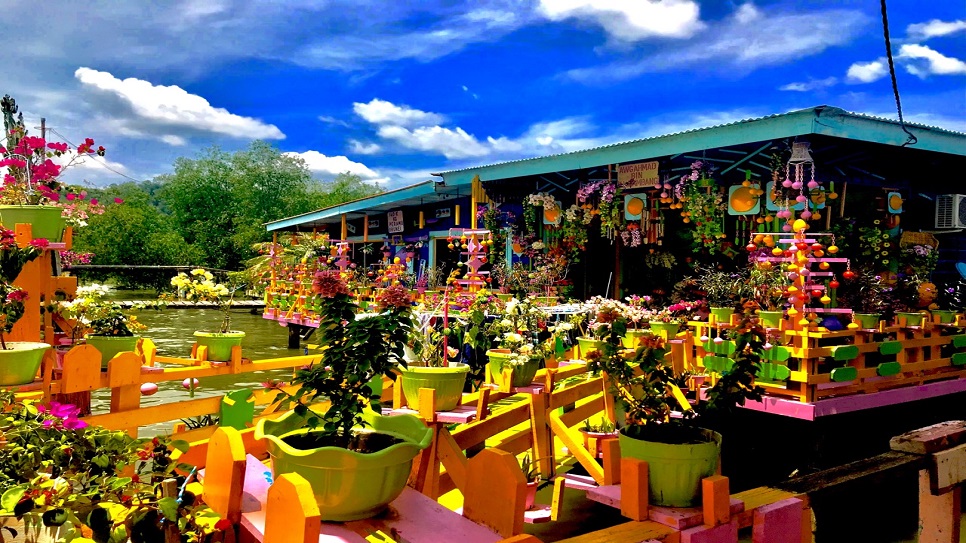 Kh&aacute;m ph&aacute; Kampong Ayer