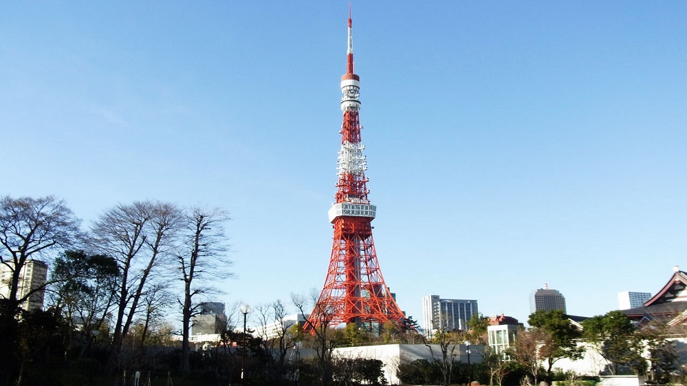 Th&aacute;p Tokyo