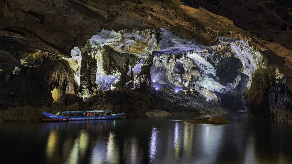 Động Phong Nha