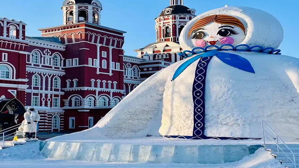 L&acirc;u đ&agrave;i C&ocirc; G&aacute;i Tuyết