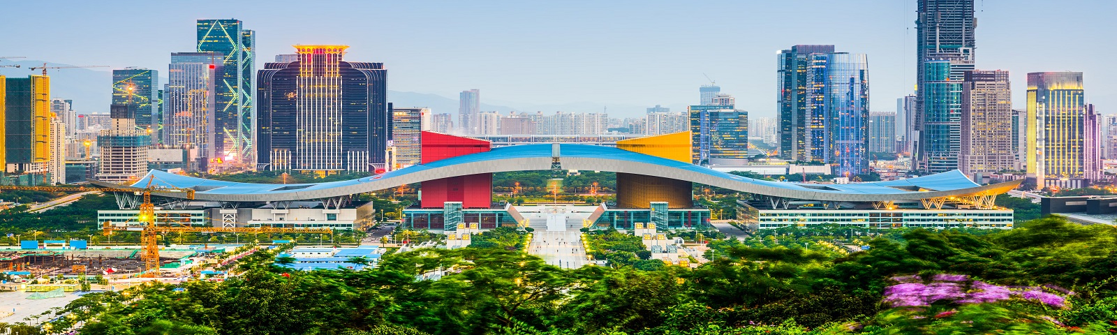 TOUR HONGKONG – QUẢNG CHÂU: SIÊU ĐÔ THỊ SÔI ĐỘNG