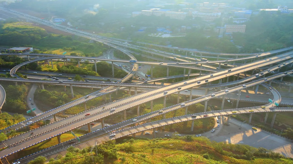 N&uacute;t giao Ho&agrave;ng Gi&aacute;c Loan