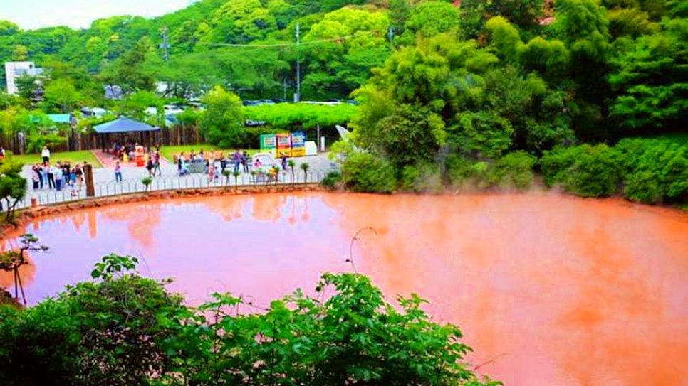 Hồ Chinoike Jigokudani