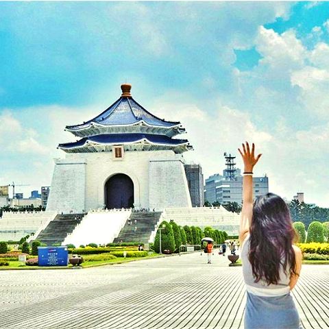 ĐÀI LOAN: SẮC HẠ TRÊN ĐẢO NGỌC - BAY BR
