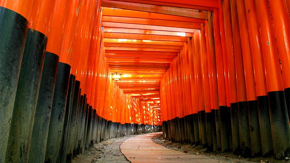 Chùa Ngàn Cột (Fushimi Inari) 