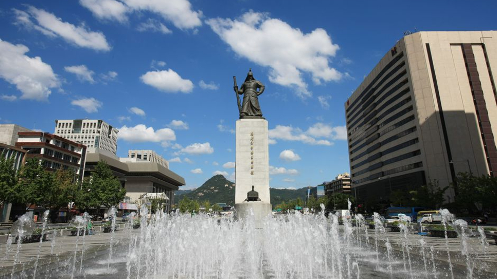 Vua Sejong – vị vua thứ tư và được kính trọng nhất của triều đại Joseon, là tác giả của bảng chữ cái Hangeul Hàn Quốc.