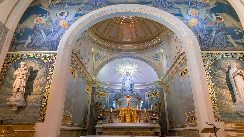 Kiến trúc tuyệt đẹp tại nhà thờ Miraculous Medal