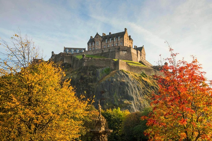 Edinburgh (Scotland) – Thánh địa của những câu chuyện bí ẩn